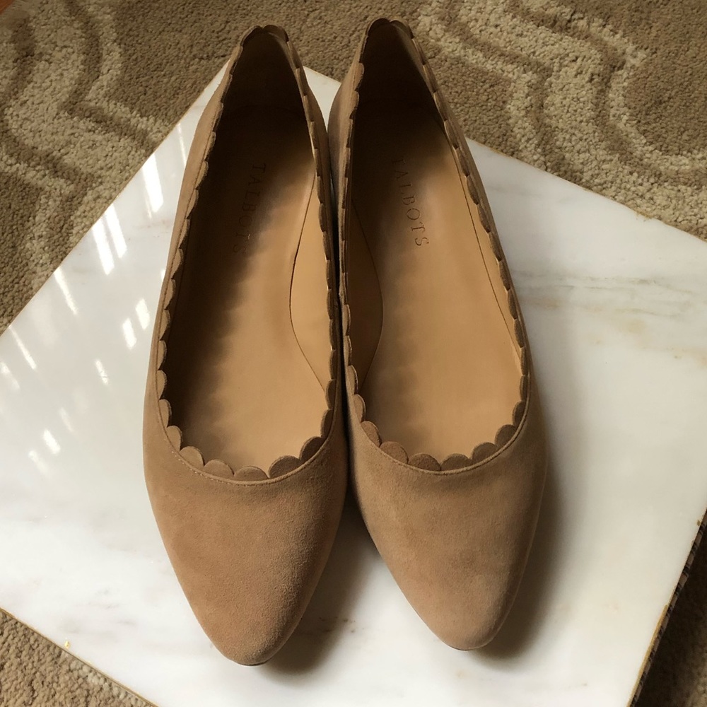 Talbots - Tan Scalloped Suede Flats